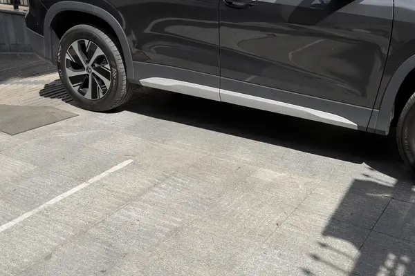 فولکس، تایرون L