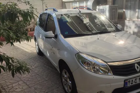 رنو، ساندرو