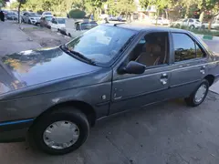 پژو، 405