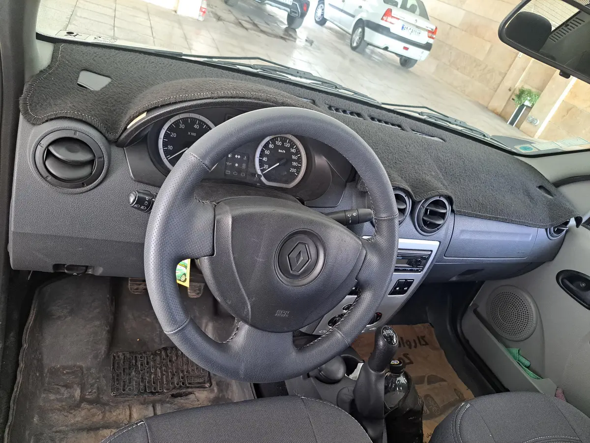 رنو،  تندر 90