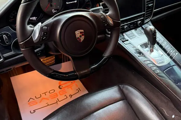 پورشه، پانامرا