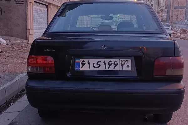 پراید، صندوق دار