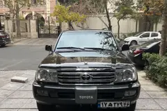 تویوتا، لندکروز چهار در