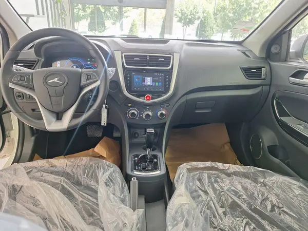 کی ام سی، ایگل