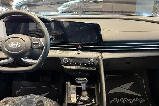 هیوندای  النترا
