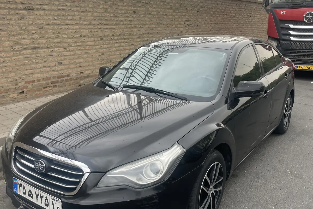 بسترن،  B50F