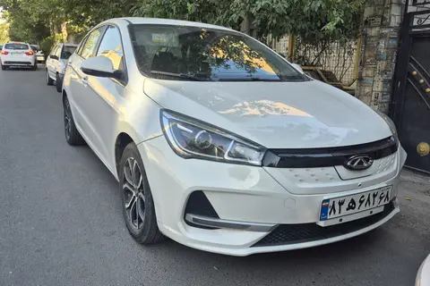 ام وی ام، آریزو 5ev