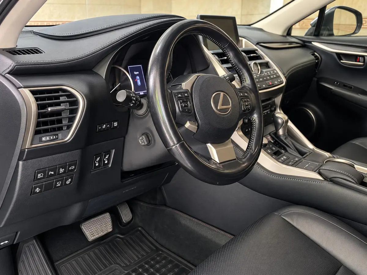 لکسوس،  NX هیبرید