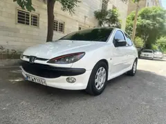 پژو، 206