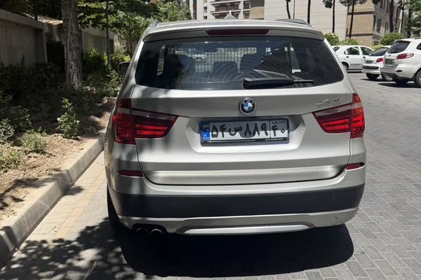 ب ام و  X3