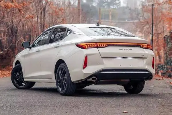 پیش فروش کی ام سی، J7