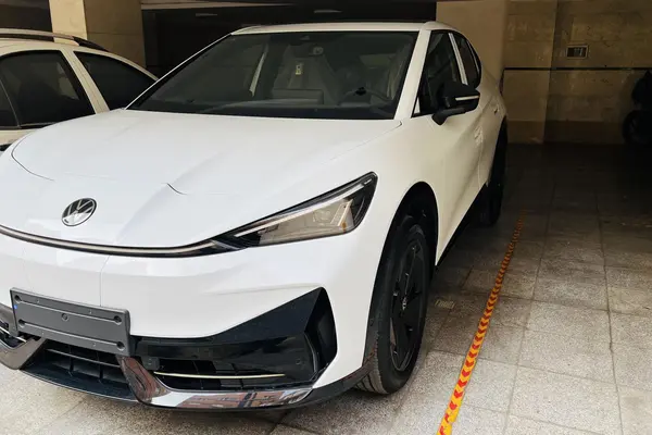 فولکس، آی دی یونیکس