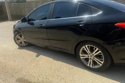 چری، آریزو 5