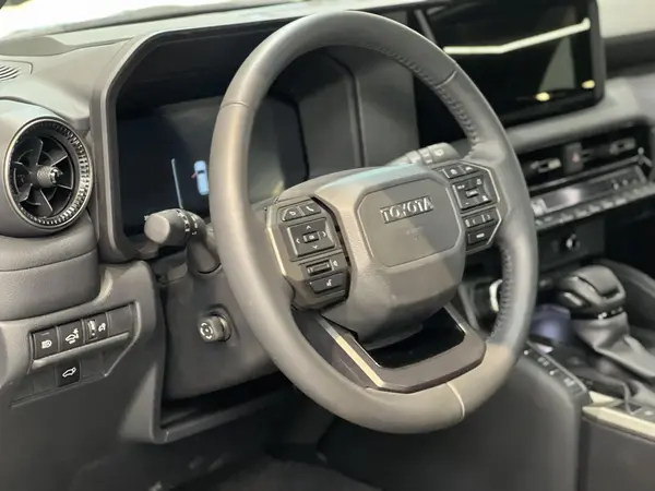 تویوتا، پرادو  چهار در