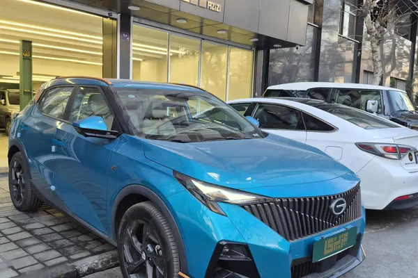 جی ای سی، GS3 Emzoom