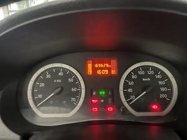رنو  تندر 90