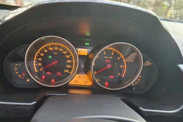 برلیانس، کراس