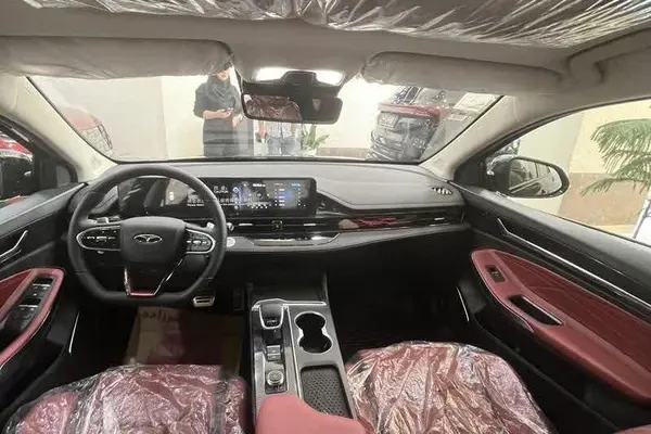 فونیکس، آریزو 6 جی تی (Z6 GT)