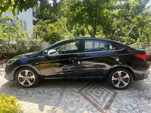 ام وی ام، آریزو 5ev