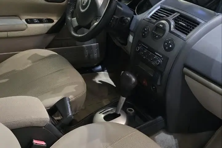 رنو،  مگان (مونتاژ)