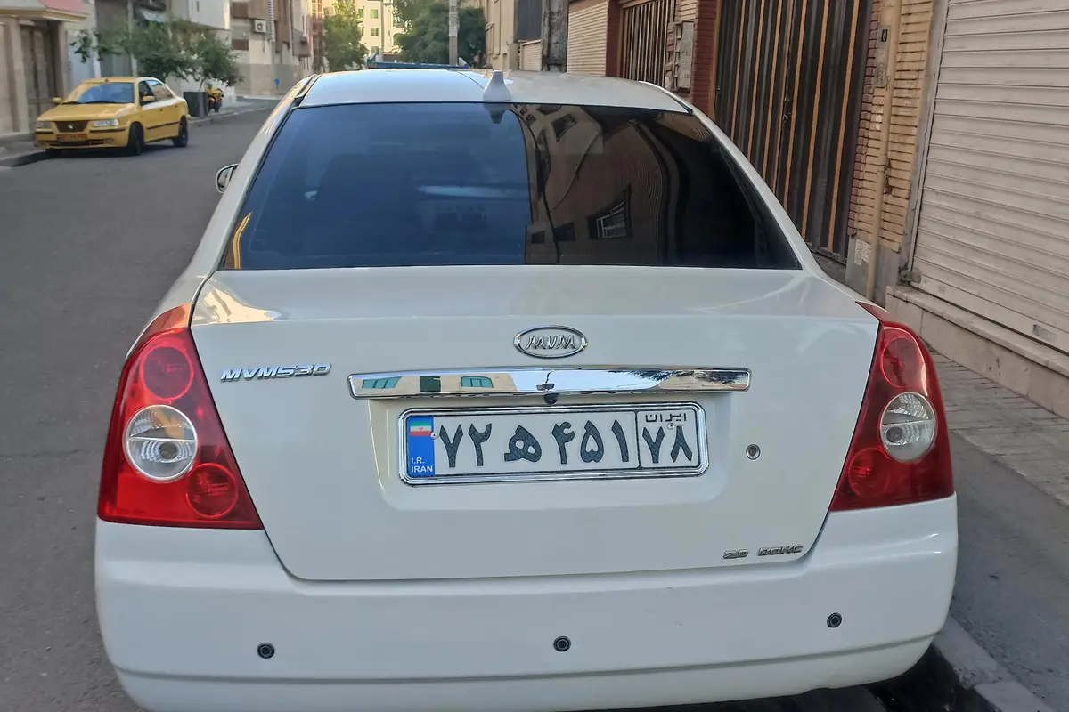 ام وی ام،  530