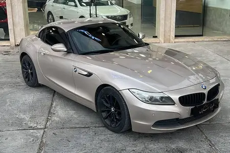 ب ام و Z4