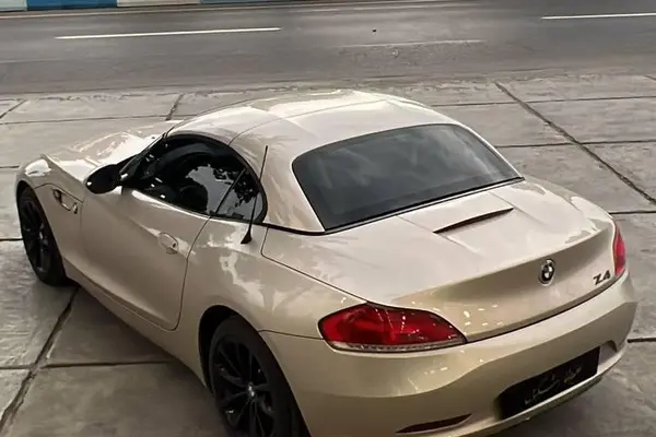 ب ام و  Z4