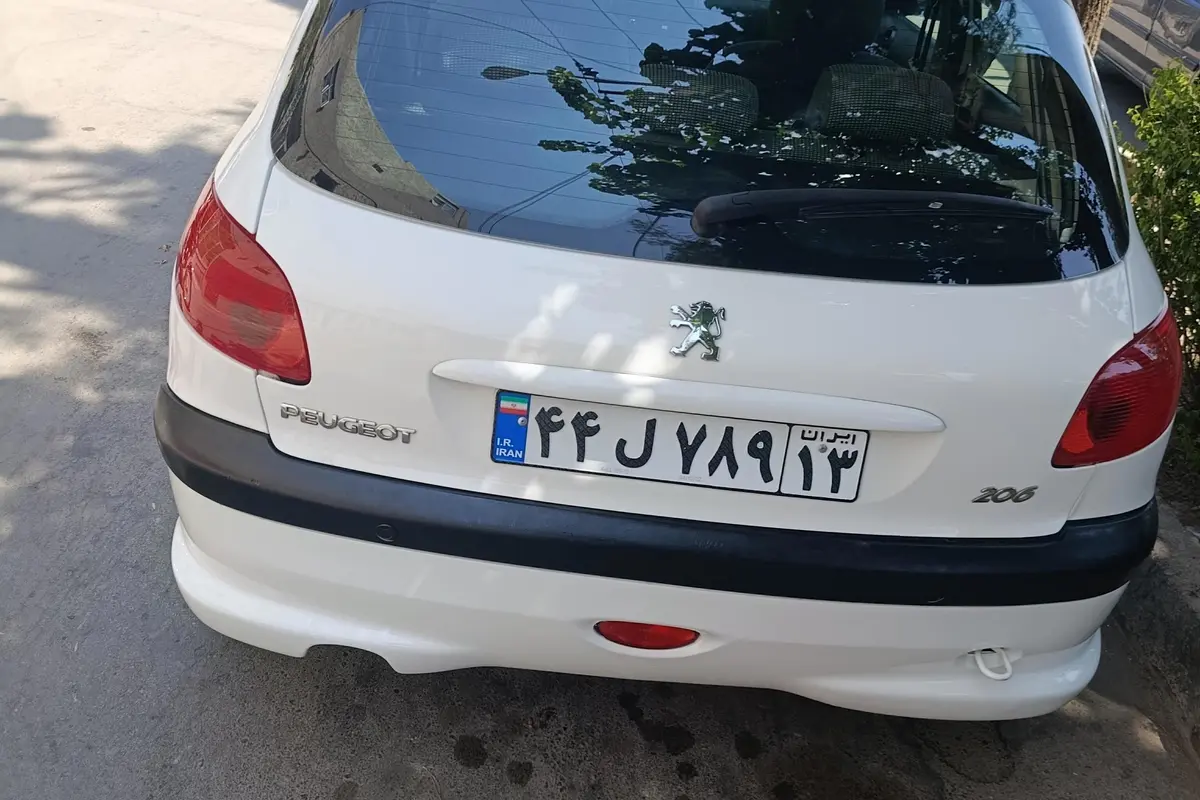 پژو،  206
