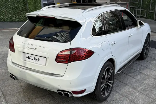 پورشه، کاین