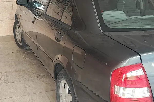 مزدا  323