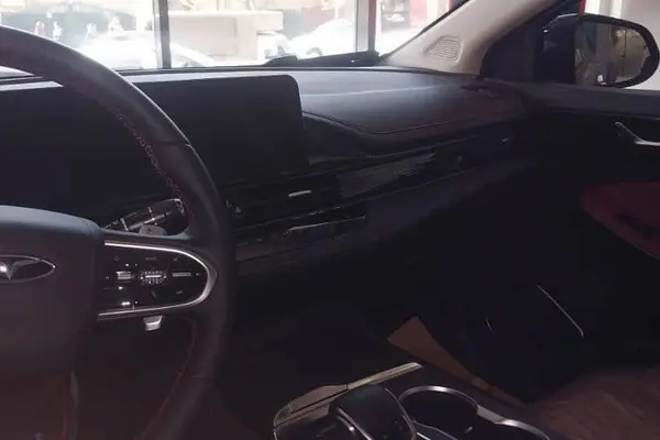 فونیکس، آریزو 6 جی تی (Z6 GT)