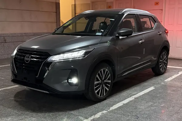 نیسان، کیکس