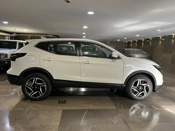 نیسان، قشقایی