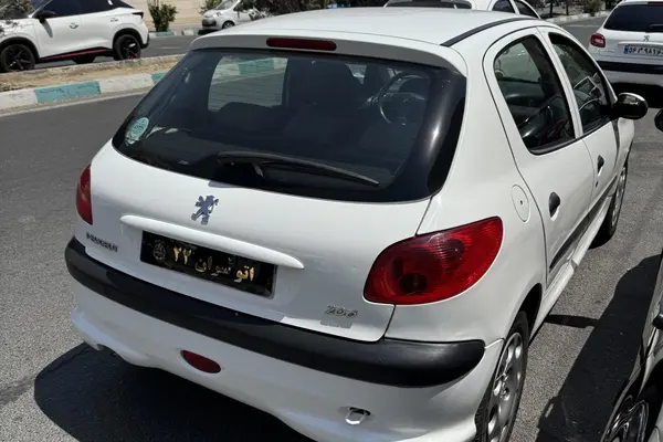 پژو  206