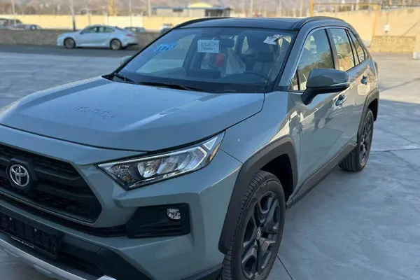 تویوتا، راوفور