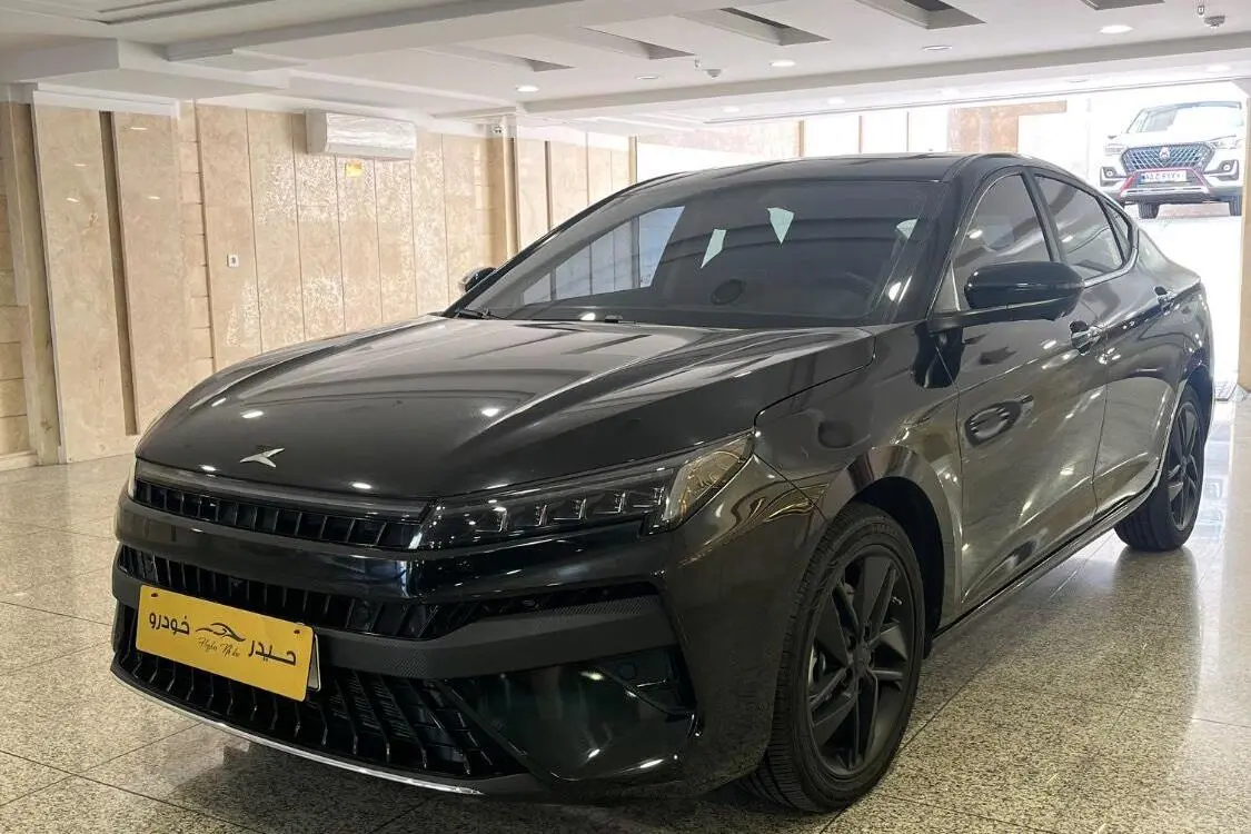 کی ام سی،  J7