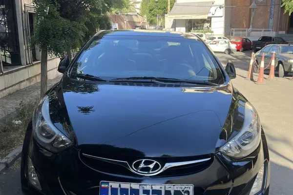 هیوندای  النترا