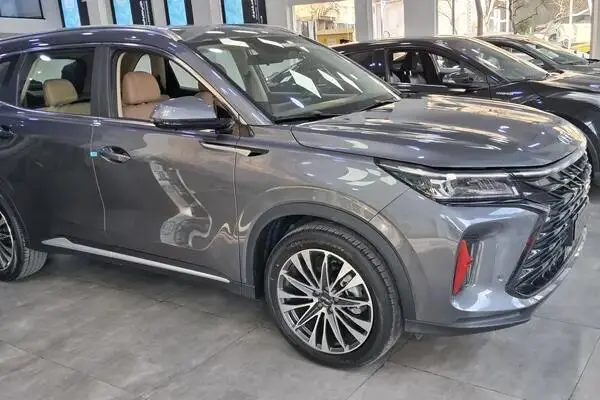 پیش فروش آرتابان (ای ام جی)، توکا