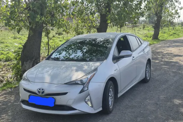 تویوتا، پریوس