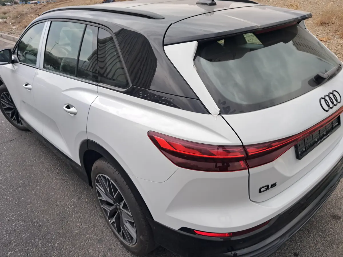 آئودی،  Q5 e-tron