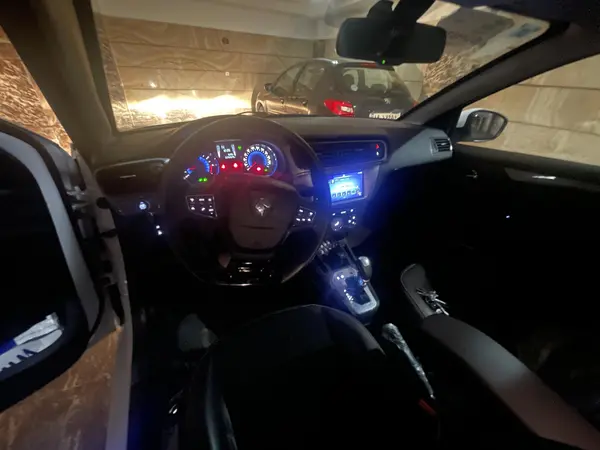 تارا، اتوماتیک V4