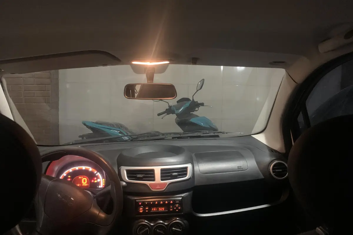 ام وی ام،  110S