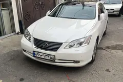 لکسوس، ES