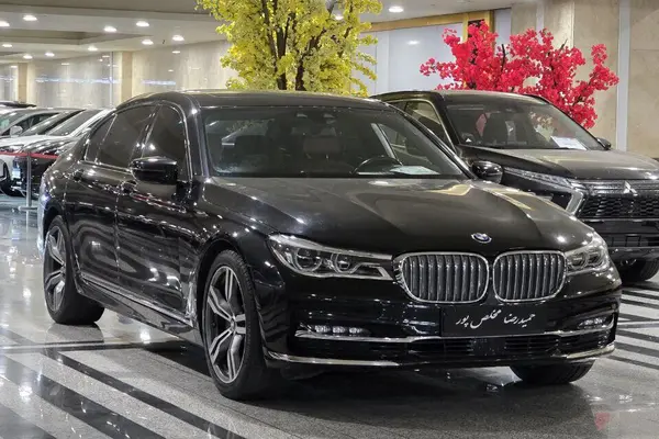 ب ام و، سری 7