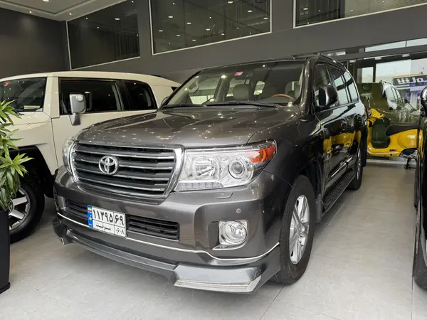 تویوتا، لندکروز چهار در