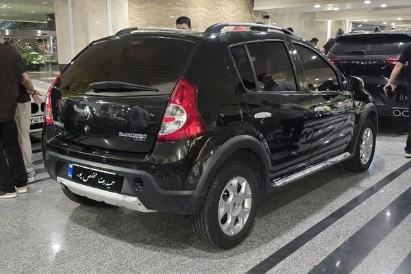 رنو  ساندرو استپ وی