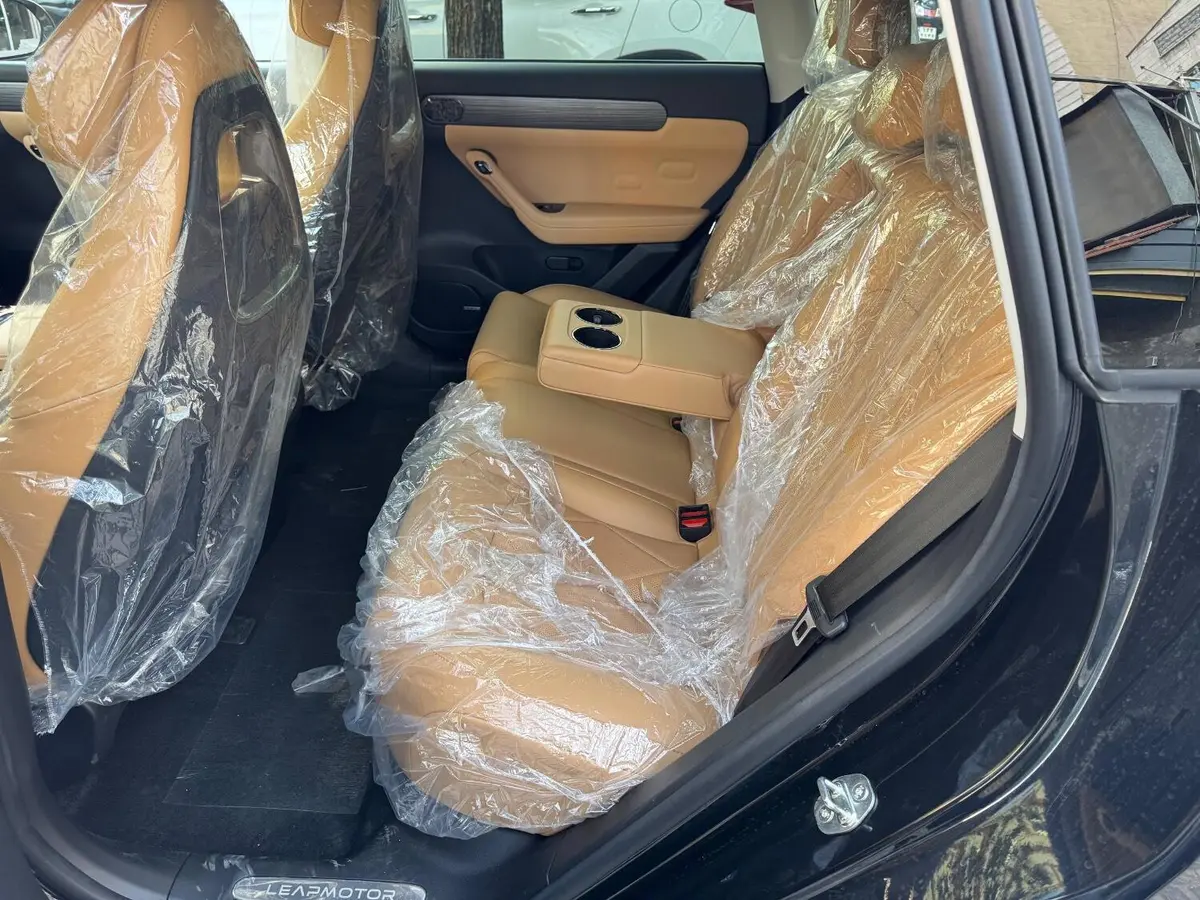 لیپ موتور،  C11 EV