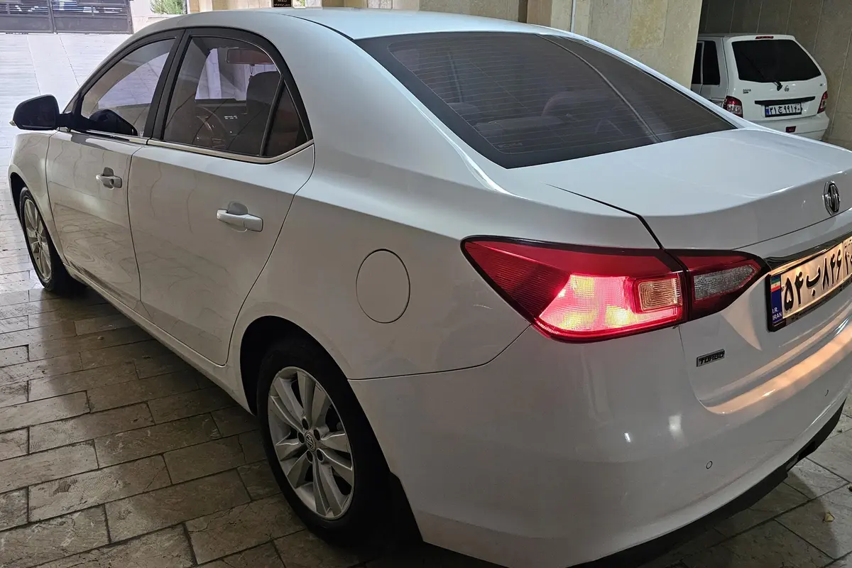ام جی،  360