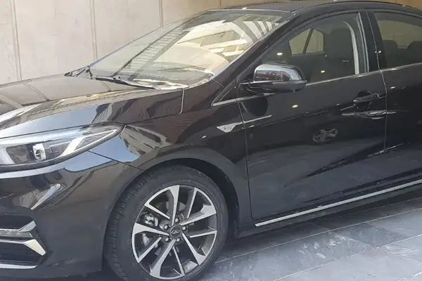 فونیکس، آریزو 6 پرو