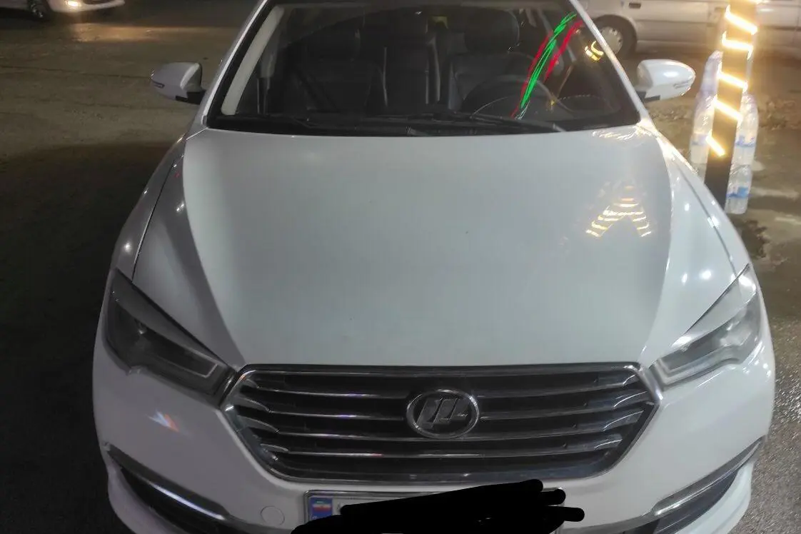 لیفان،  820